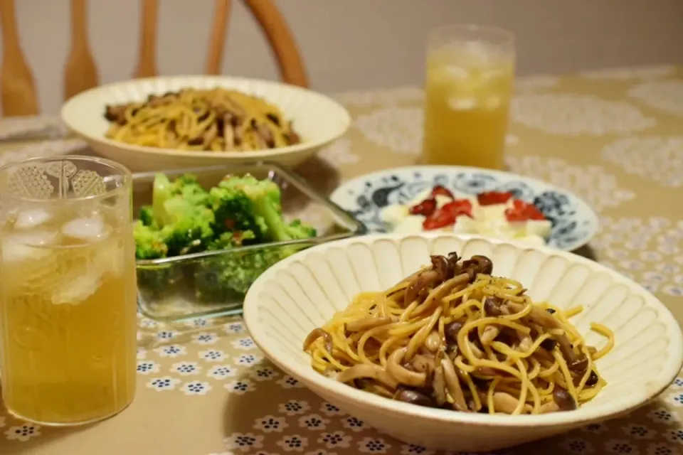 しめじパスタ|うにんぱすさん