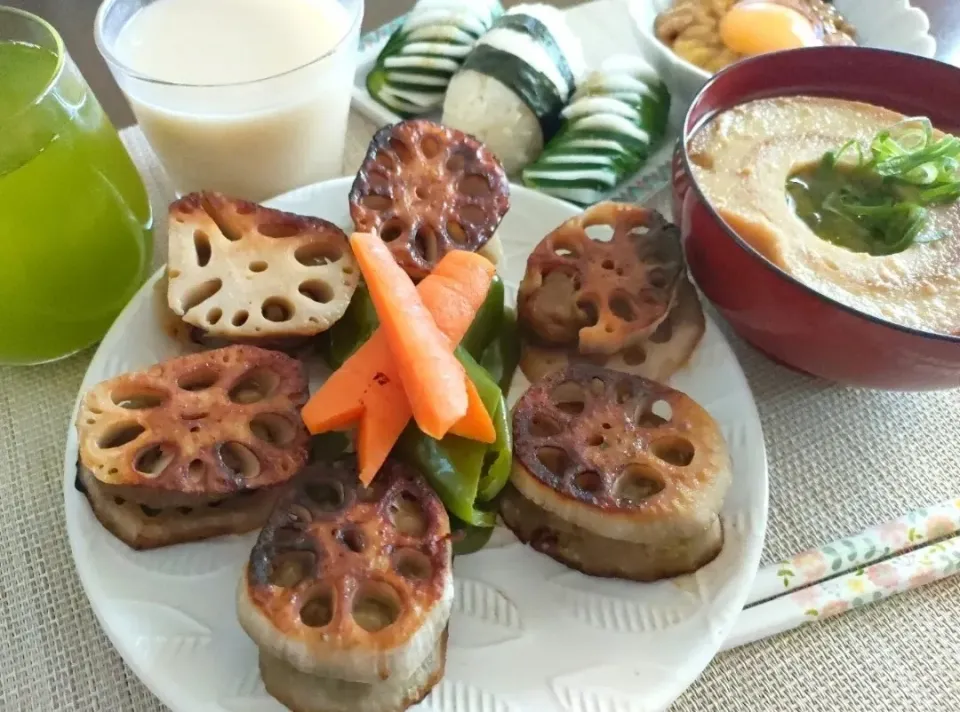 レンコン挟み焼き朝ご飯♡|アカネ💖さん