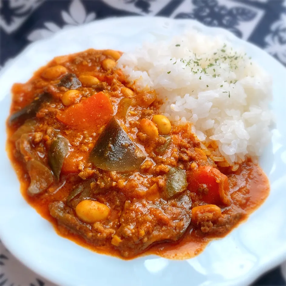 Snapdishの料理写真:🍛野菜たっぷり挽き肉カレー🍛|❤︎YUKARI❤︎さん