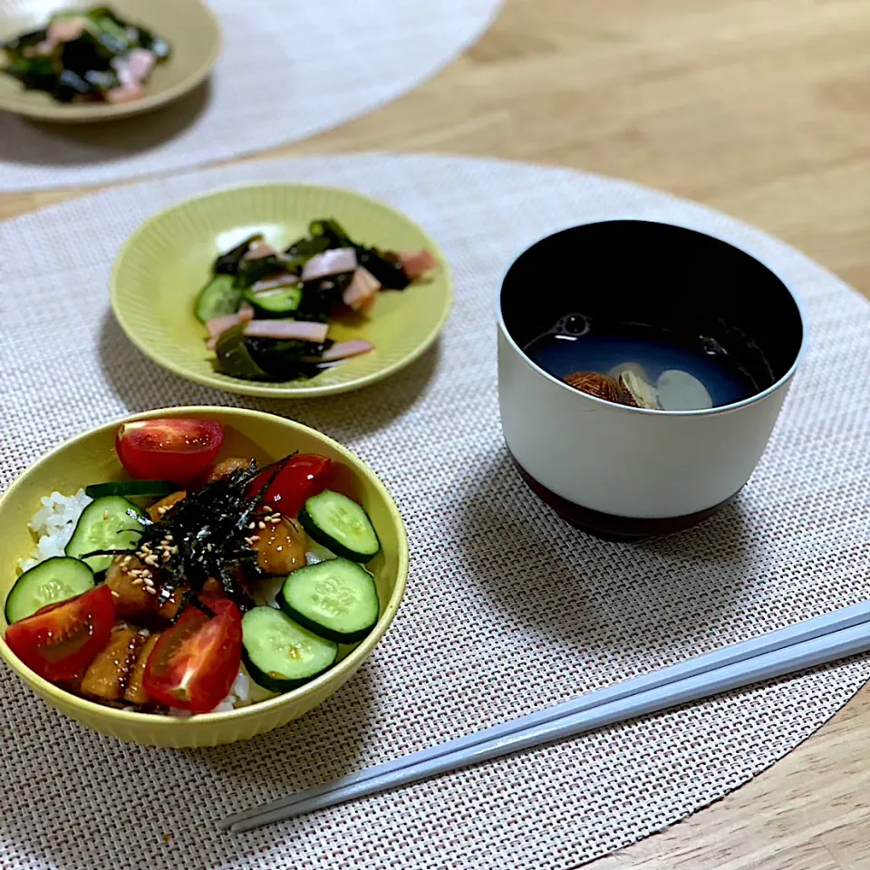 三男坊がお料理教室で作った鰯の蒲焼丼とアサリのお吸い物と酢の物❣️|Hideさん