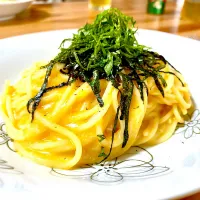 Snapdishの料理写真:ウニクリームのパスタ|izm-sizeさん