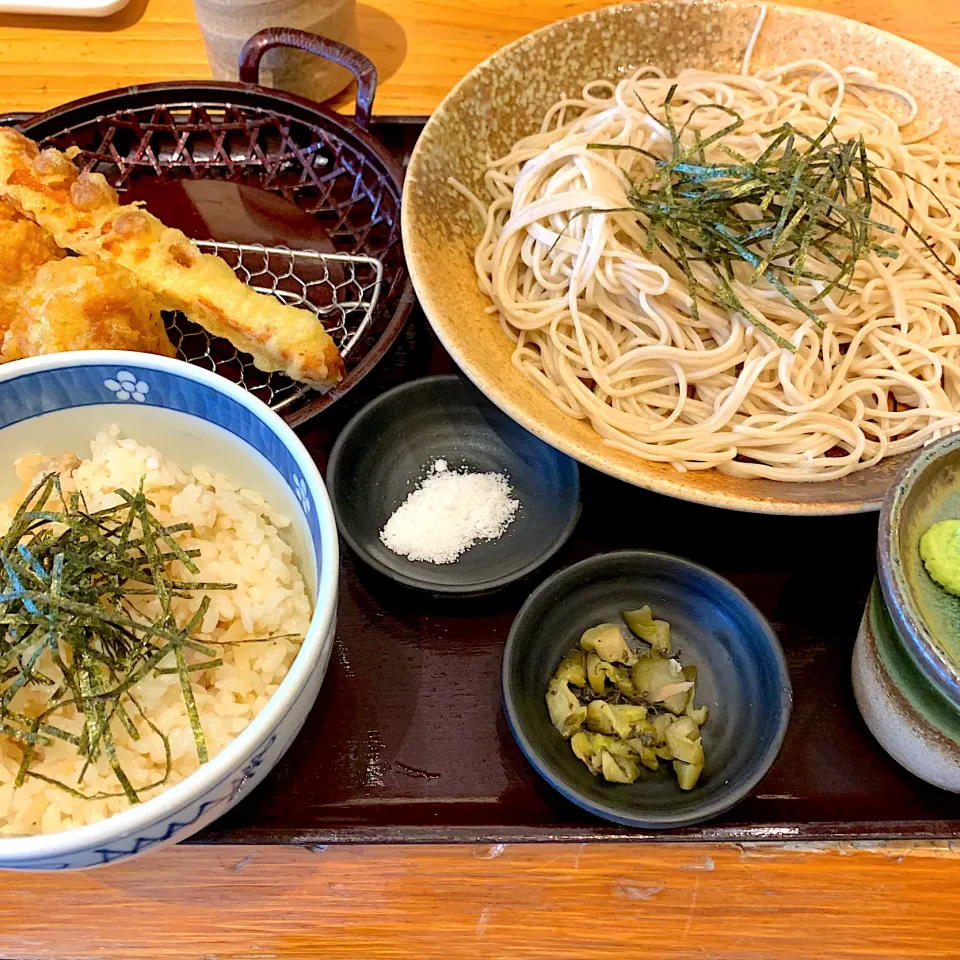 Snapdishの料理写真:日曜日の昼ごはん‼︎ 16 July|Yoshinobu Nakagawaさん