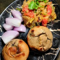 Snapdishの料理写真:Baati chokha (Dal Baati Churma or litti chokha)|Ankitさん