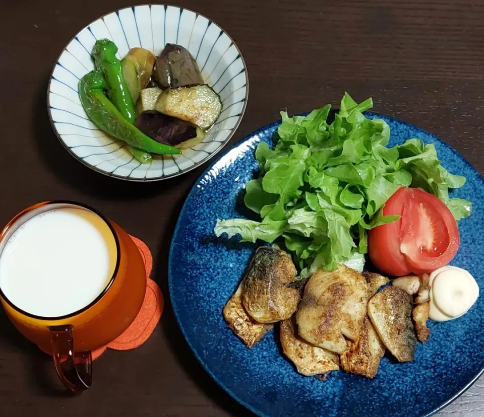 Snapdishの料理写真:塩サバのカレー焼き|きつねさん