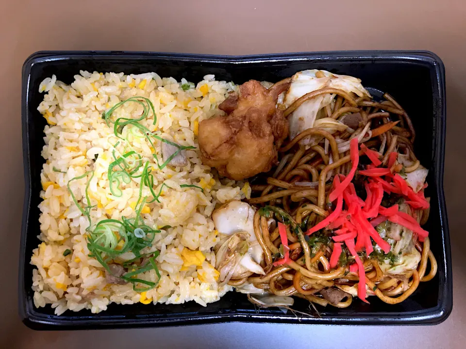 P炒飯&焼きそば弁当|ばーさんさん