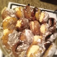 Custer cream Donuts vanilla and chocolate|غنىさん