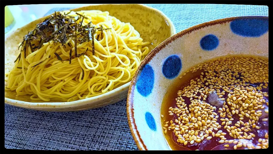 暑いので
ざるラーメン|えびフライさん