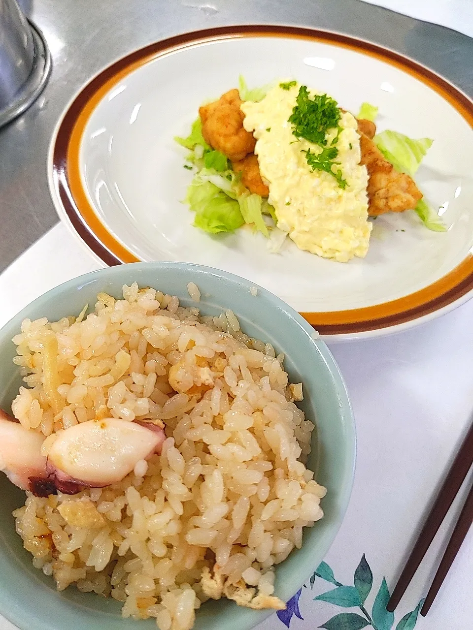 タコ飯、とチキン南蛮|楠川美江さん