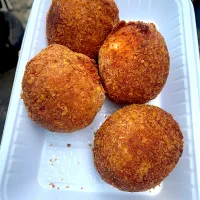 Snapdishの料理写真:Scotch egg|Gloria Allisonさん