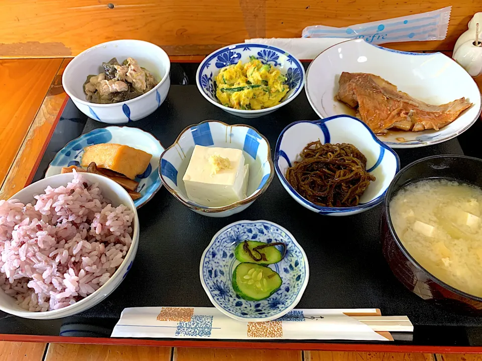 日替わり定食メイン魚|ぶりっとさん