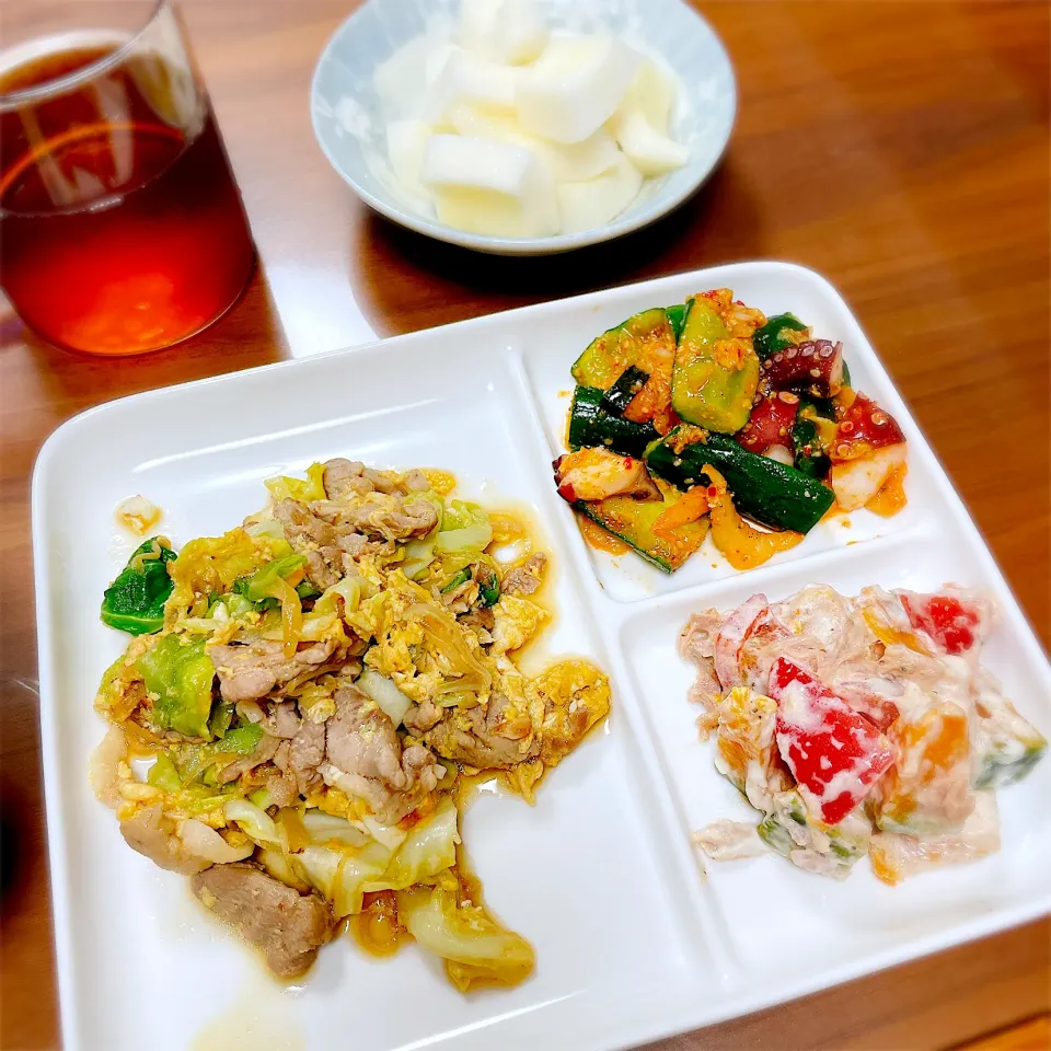 Snapdishの料理写真:豚こまたまご炒め|teritamagoさん