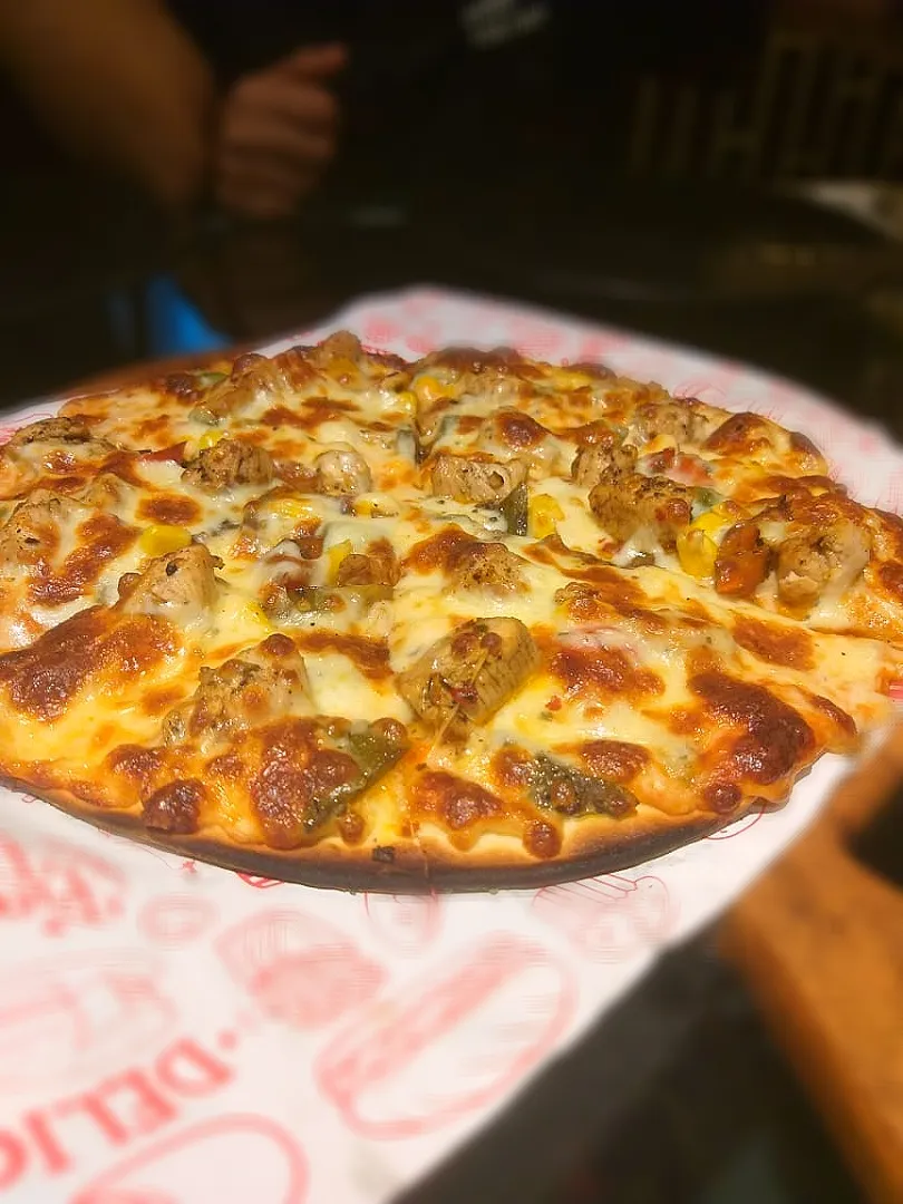 chicken Pizza|Shreya's feastさん