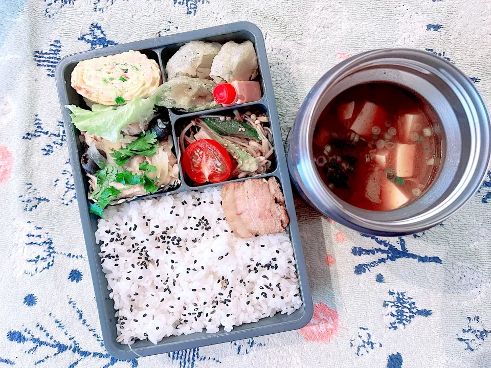 鶏肉のレモン・香菜煮込みのお弁当|とぴさん