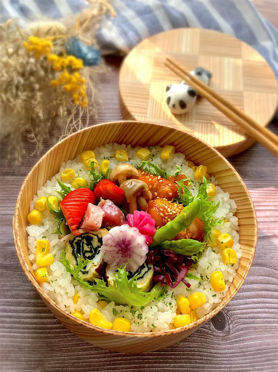 ヤンニョムチキンととうもろこしご飯のお弁当|yukinoさん