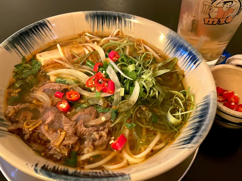 Snapdishの料理写真:ベトナム風スパイシーな牛肉ラーメン|270w178bさん