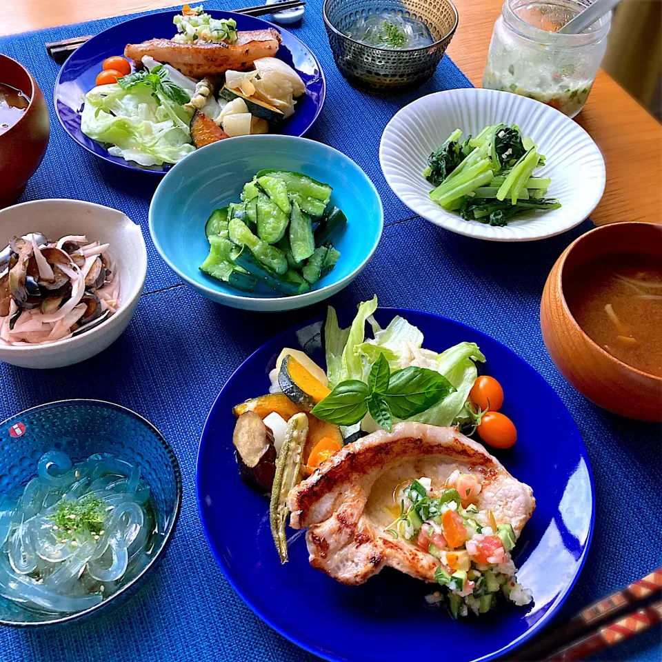 豚のにんにくしょうが塩糀焼き　ラビゴットソースの晩ごはん|むぎこさん