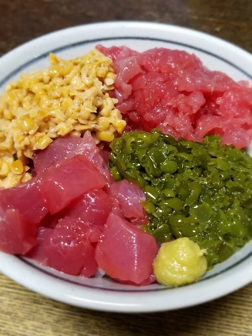 パパ作👨めかぶマグロ納豆丼|ぱんだのままんさん