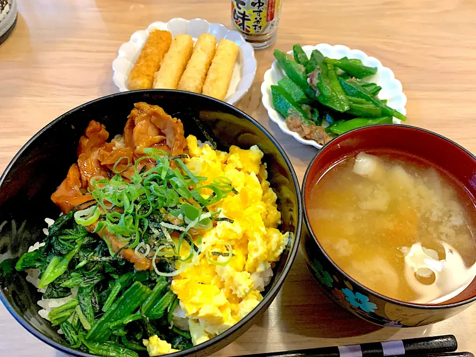 3食丼の夕飯|yukopunさん