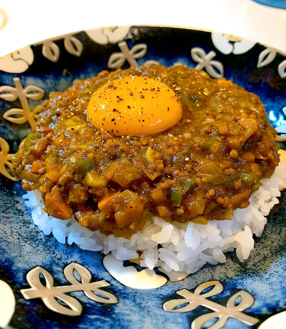 夏にぴったり❗️ドライカレー🍳|みっこちゃんさん