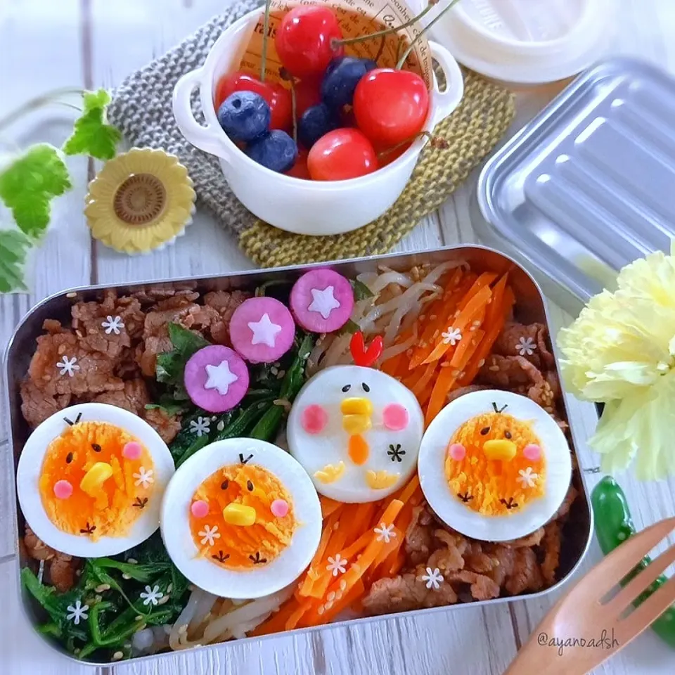 🌱🐤🐤ビビンバ弁当🐔🐥🌱
朝顔も入れて夏仕様です🎐|ayano.adshさん