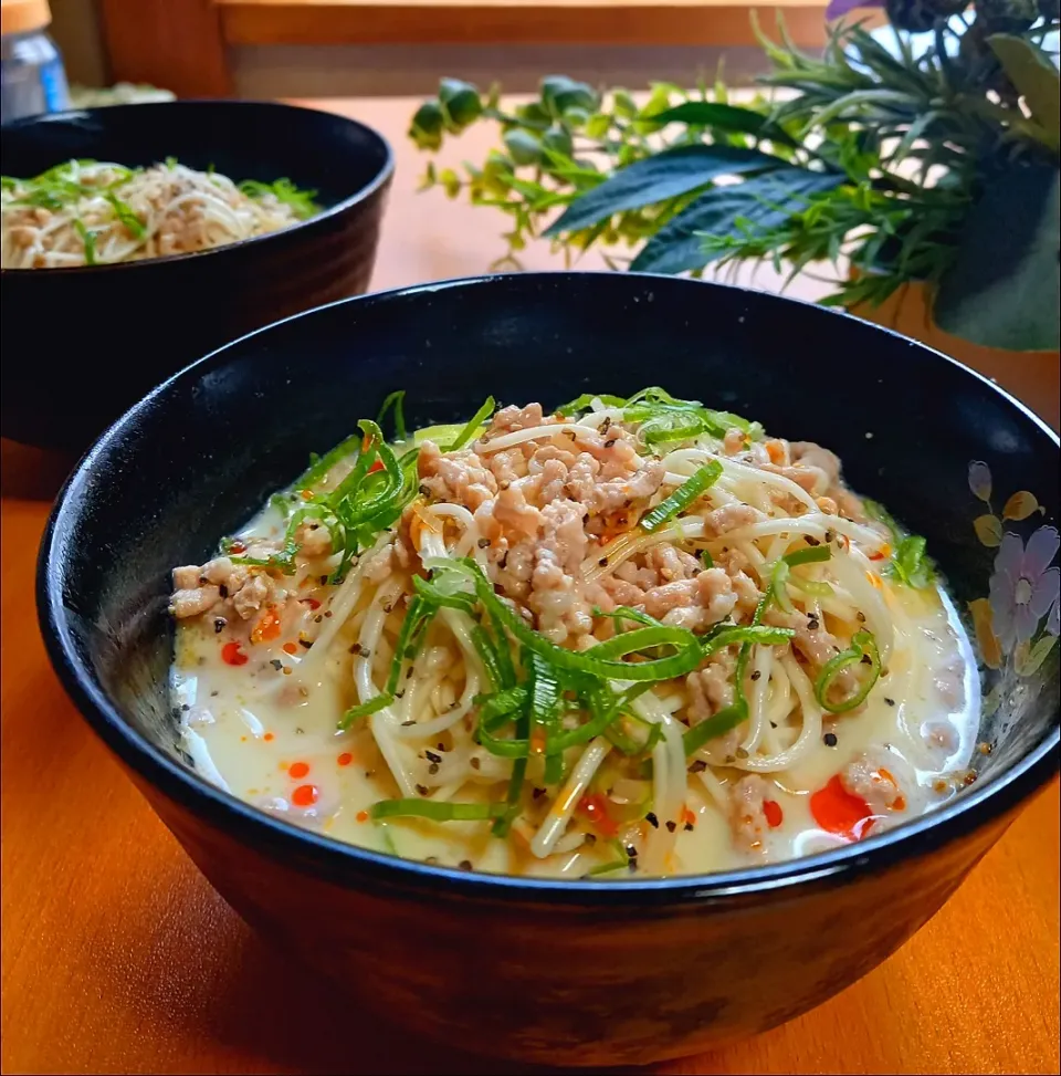 実家ご飯豆乳担々麺😊りゅうじレシピです❗|ナオミさん