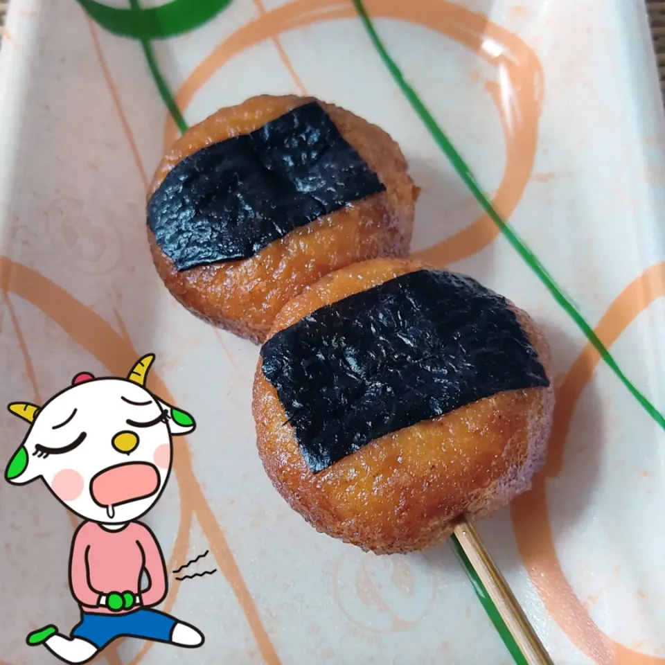 Snapdishの料理写真:昼食は揚げ餅一本|Rピージャーさん