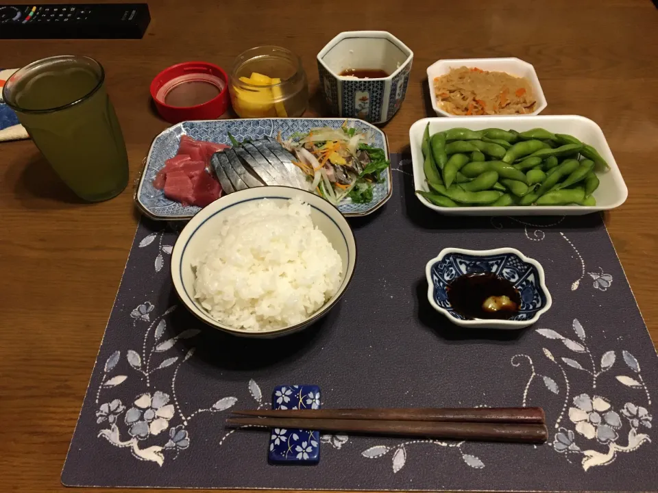 めばちまぐろ・ぶつ切り、しめ鯖、土佐造り、枝豆(夕飯)|enarinさん