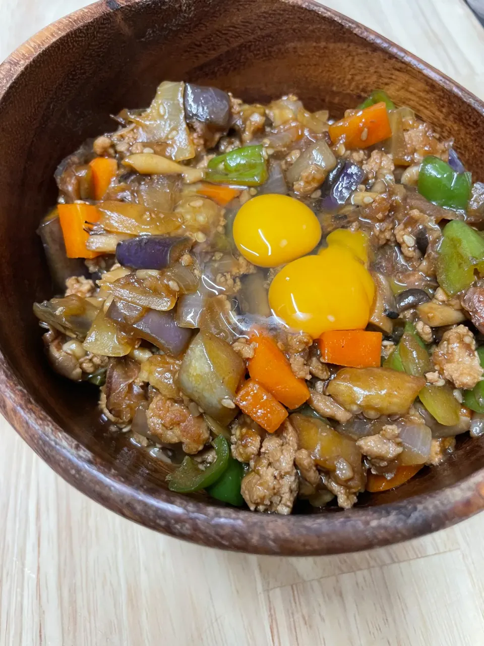 夏野菜ゴロゴロ味噌炒め丼|mikkoroさん