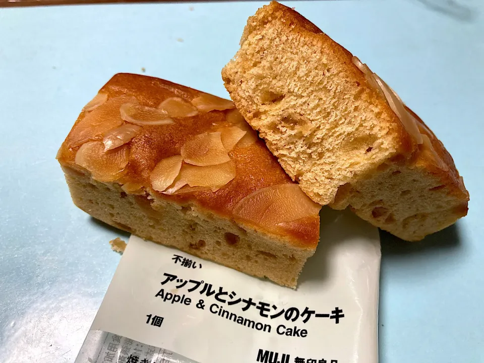 アップルとシナモンのケーキ|はっちぃさん