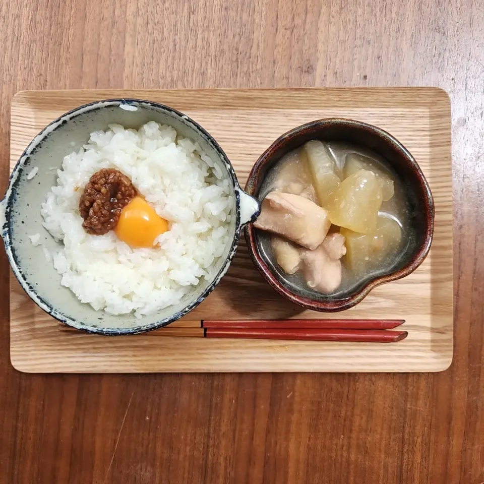 Snapdishの料理写真:20230723
醤油麹卵ご飯
冬瓜と鶏の梅煮|noccoさん