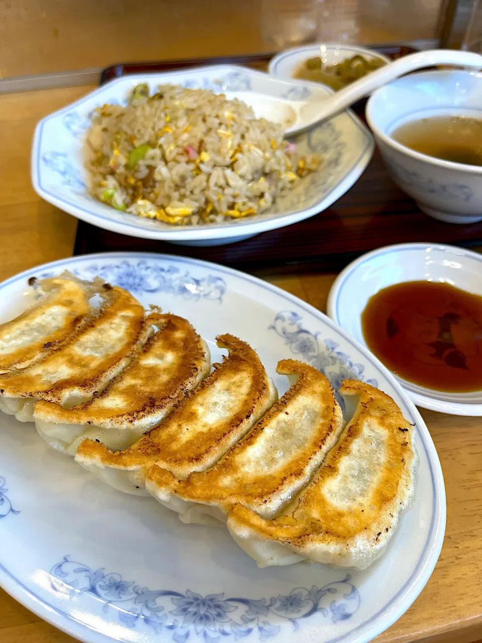 焼餃子とエビ入り秘伝豆チャーハン|れりさん