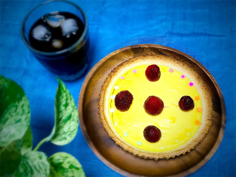 Snapdishの料理写真:レモン増量🍋爽やかレアチーズタルト|ゆっきー♪さん