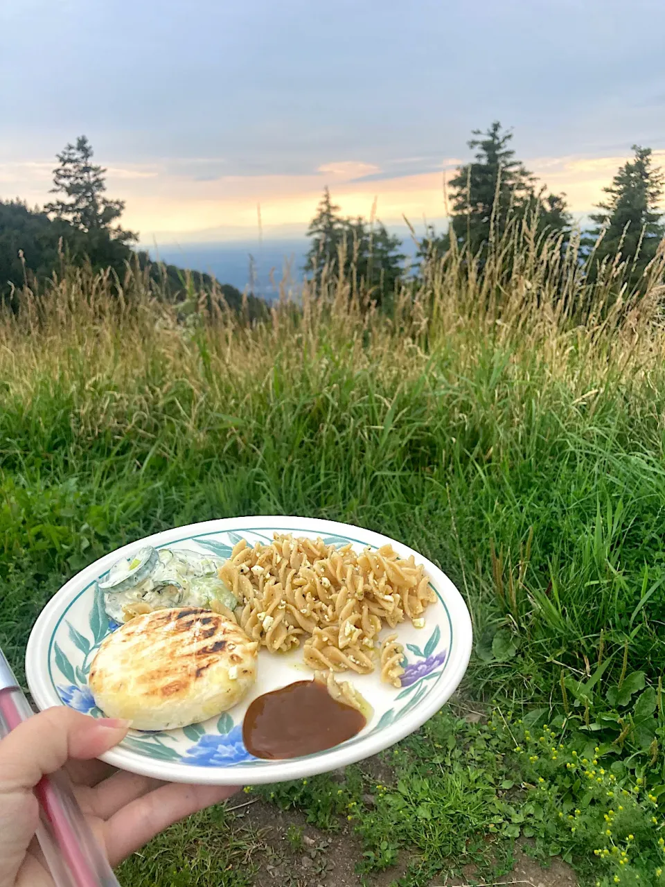 Snapdishの料理写真:barbeque with a view|Lauchさん