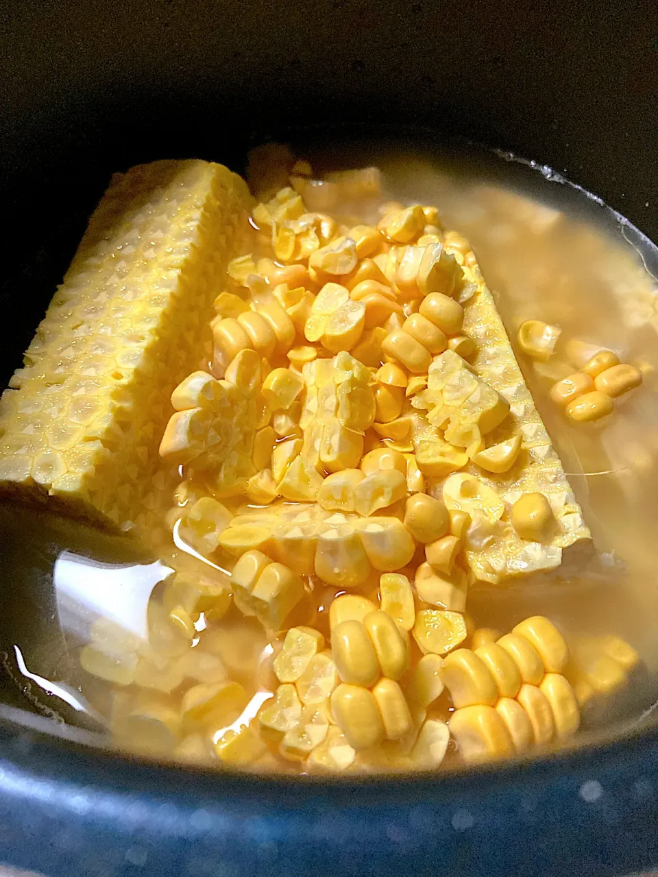 おうちシェフProでトウモロコシ🌽の炊き込みご飯✨|さくたえさん