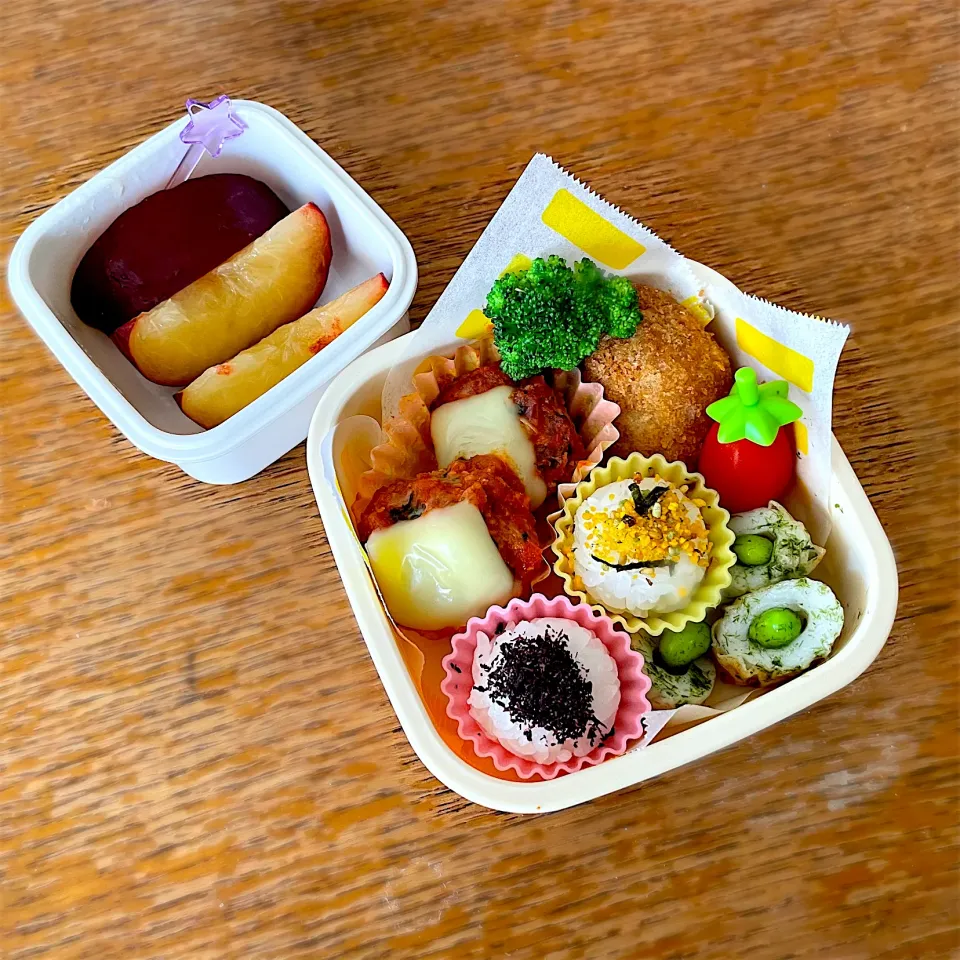 Snapdishの料理写真:トマト煮込みハンバーグ弁当|ふうりんさん