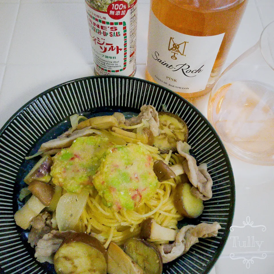 ＊枝豆と紅生姜のフライ乗せあるもの食材パスタ＊フランスロゼワイン|tukkyさん