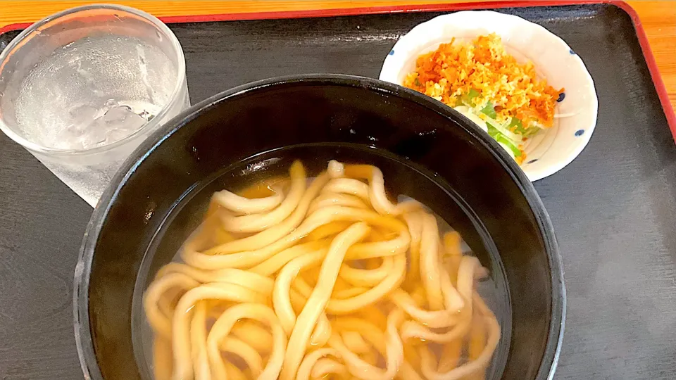 Snapdishの料理写真:かけうどん半玉300円|mimosaさん