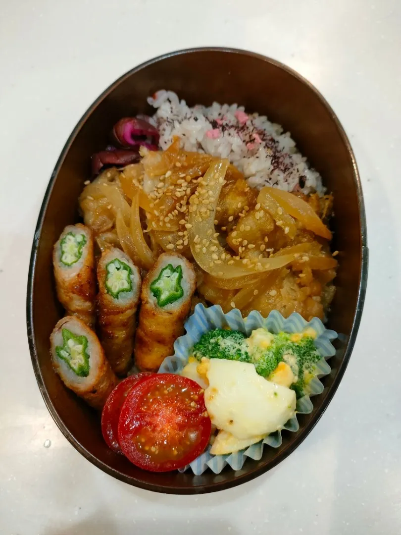 Snapdishの料理写真:生姜焼き弁当|ルルさん