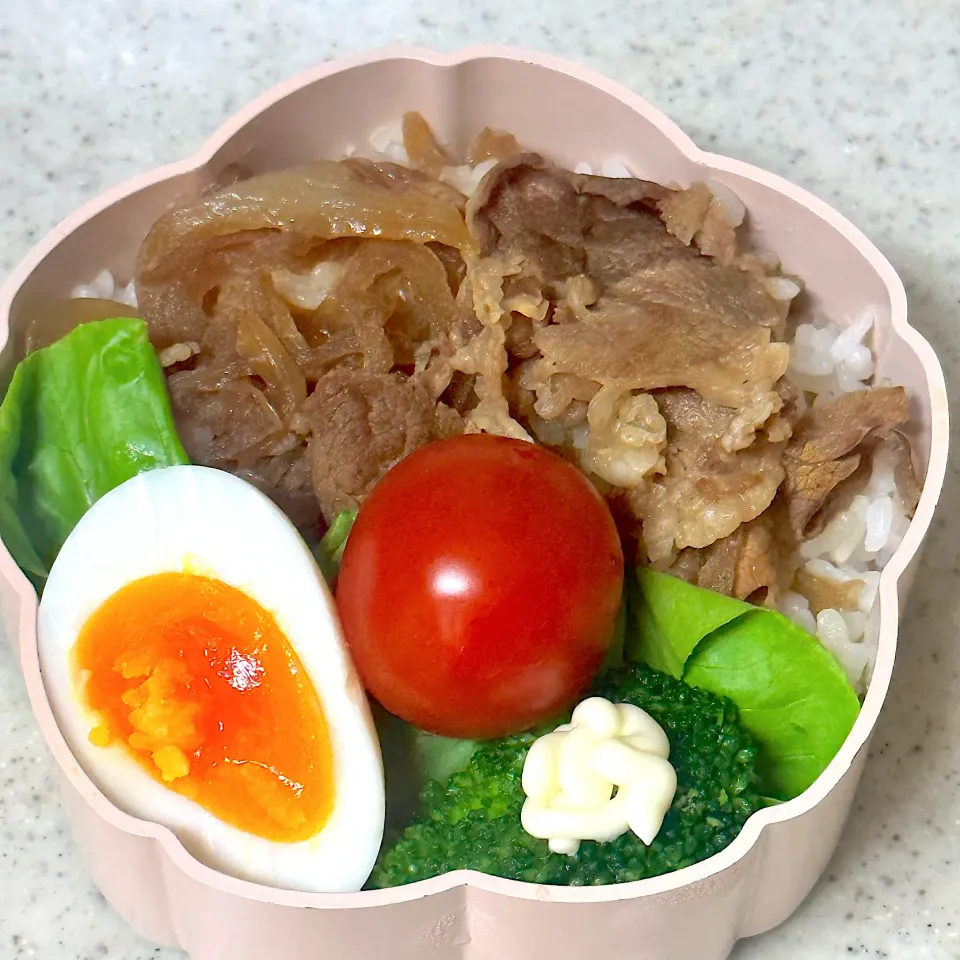 牛丼弁当|besさん