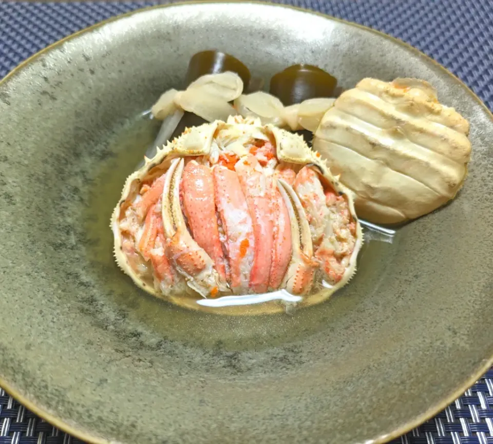 🦀蟹面🦀と羅臼昆布のおでん|foodanalystＭＩＫＩさん