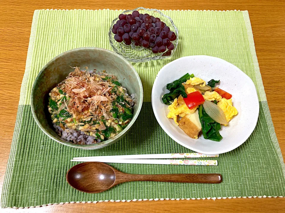 ＊モロヘイヤ納豆丼＆ツルムラサキの炒めもの＊|＊抹茶＊さん