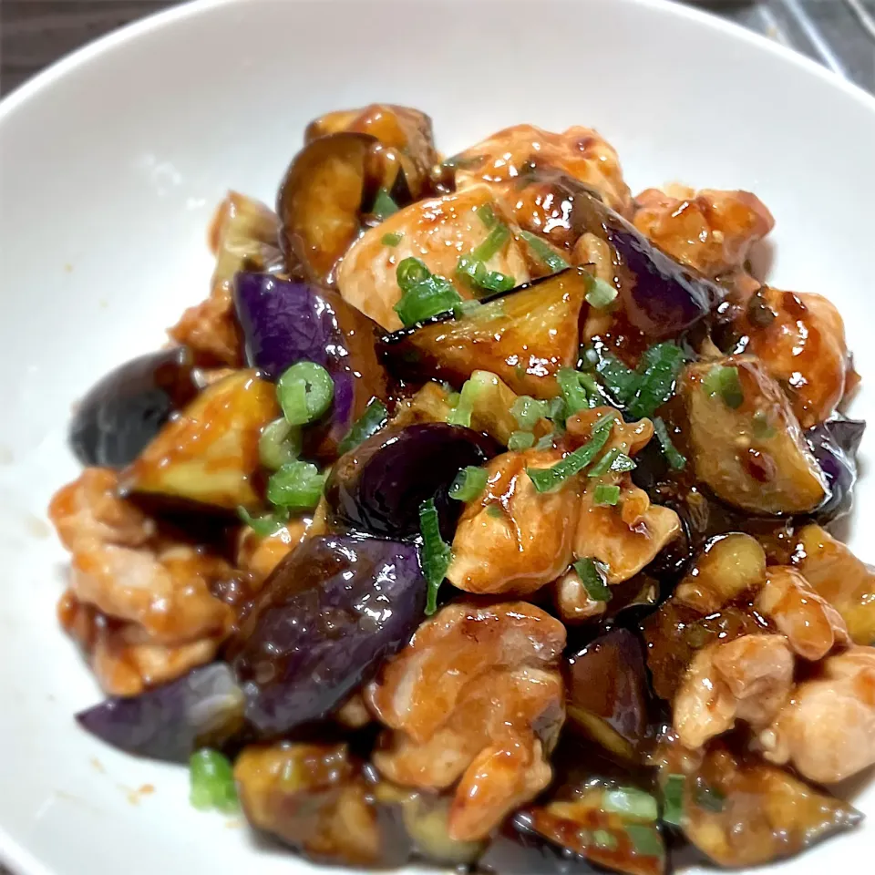 今夜は、鶏もも茄子の香味醤油炒めを頂きました😋👍🎉|ギムレットさん