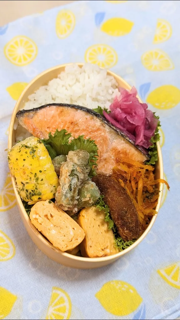 本日のお弁当〜鮭と夏野菜の弁当〜|f.1125beさん