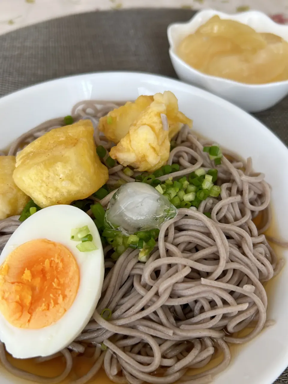 冷たいお蕎麦でランチです。|🍒ふみりん🍒さん