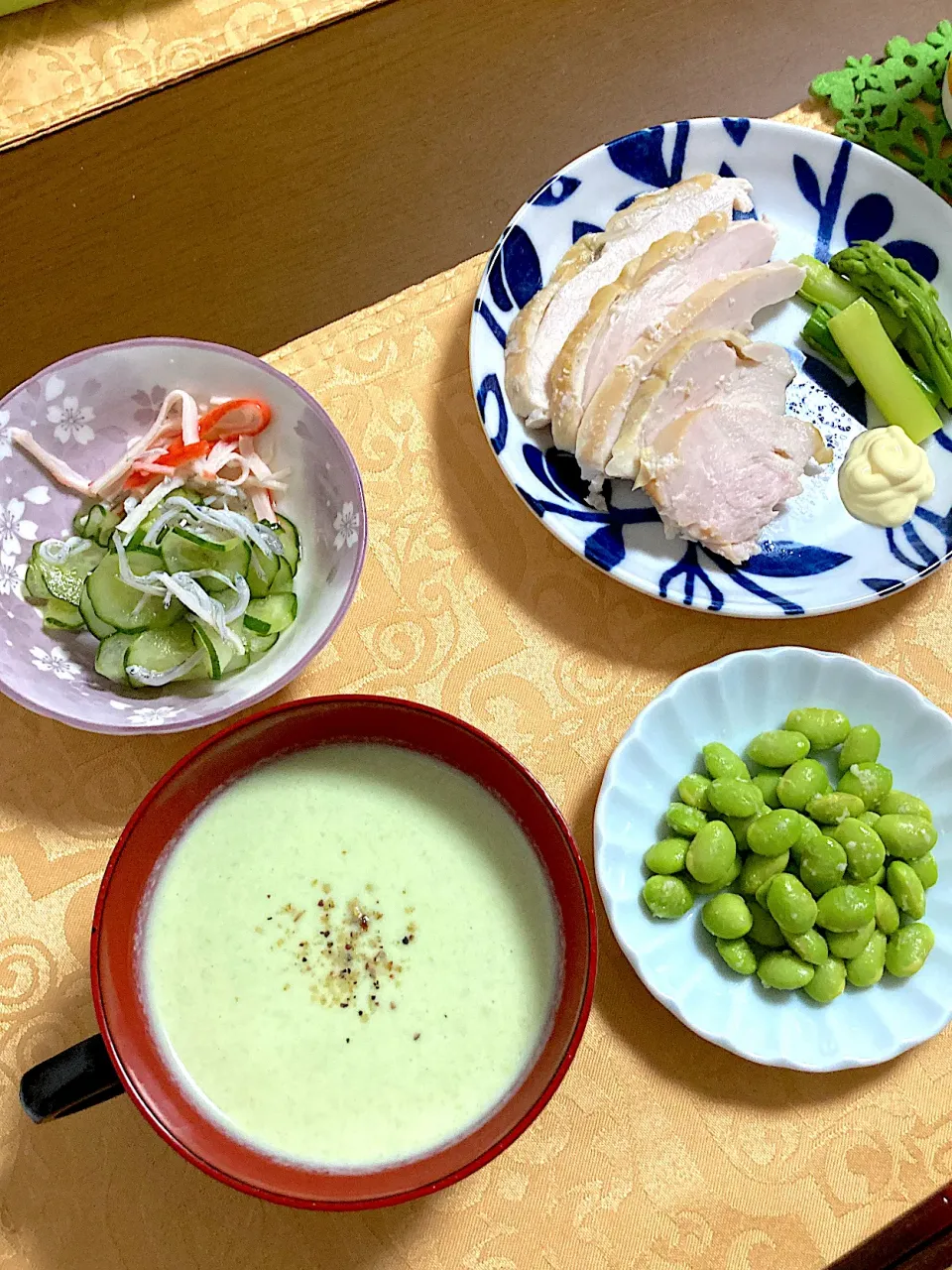 枝豆の冷製スープ、スモークチキン、酢の物、枝豆のガーリック炒め、アスパラ|ちぃさん