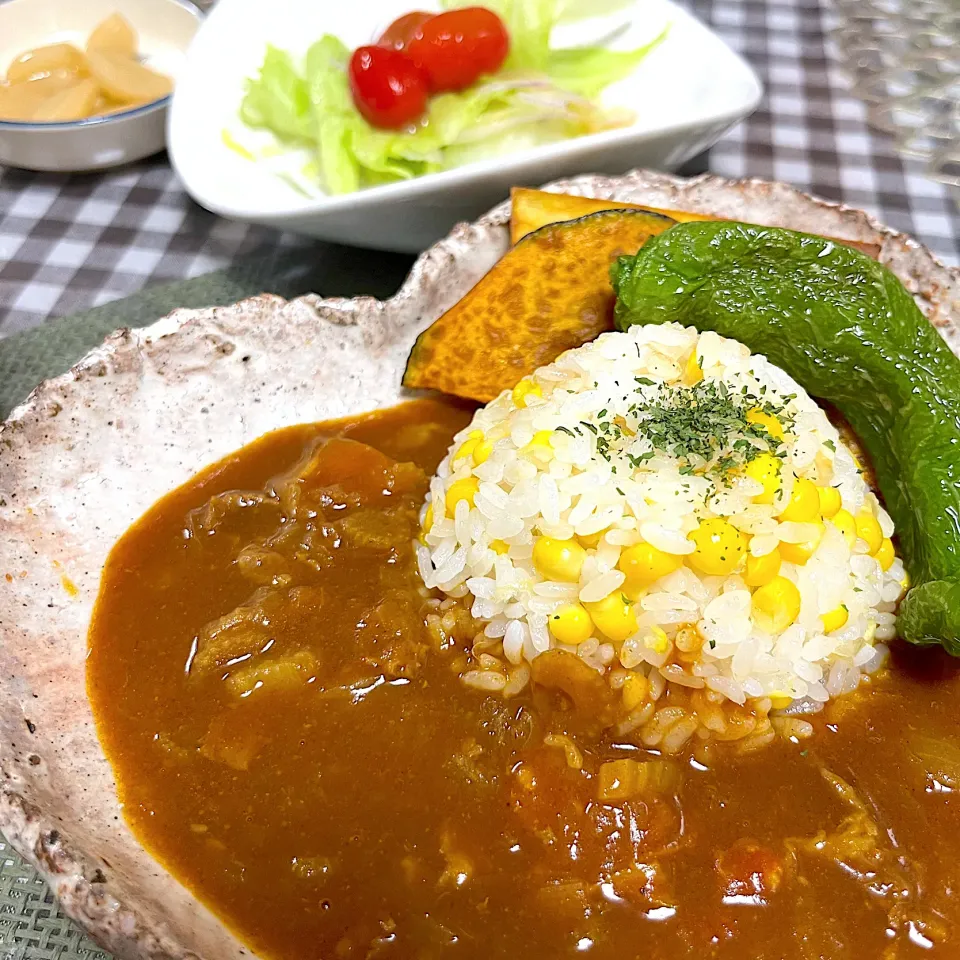 Snapdishの料理写真:🌽トウモロコシご飯&夏野菜カレー🍛|AquaRikoさん