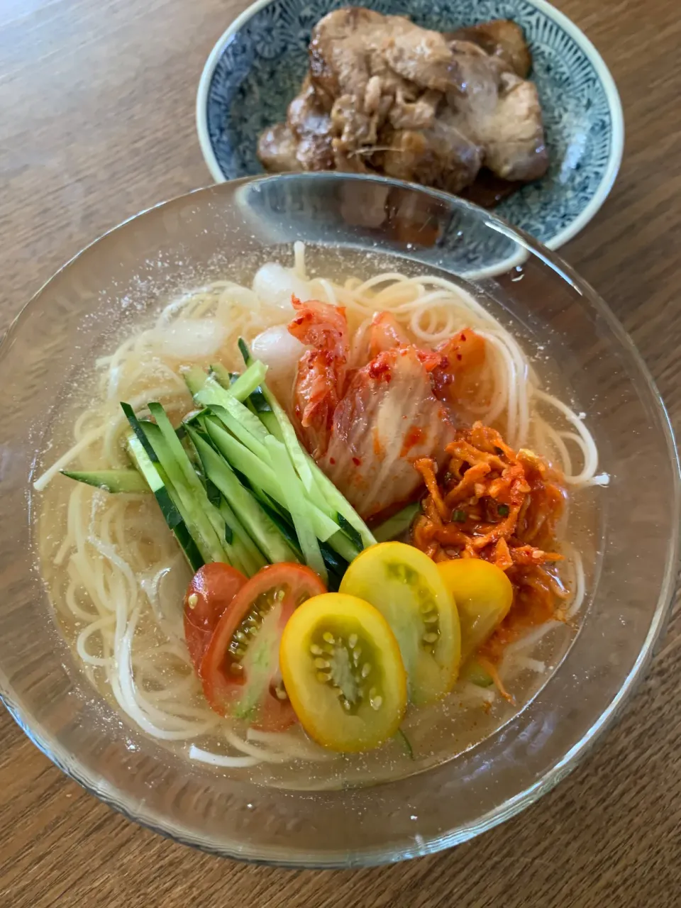 夏野菜で冷麺風そうめん|あつこさん