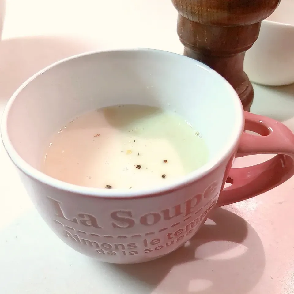 Snapdishの料理写真:朝食にあっさり簡単コーンスープ|Conyさん