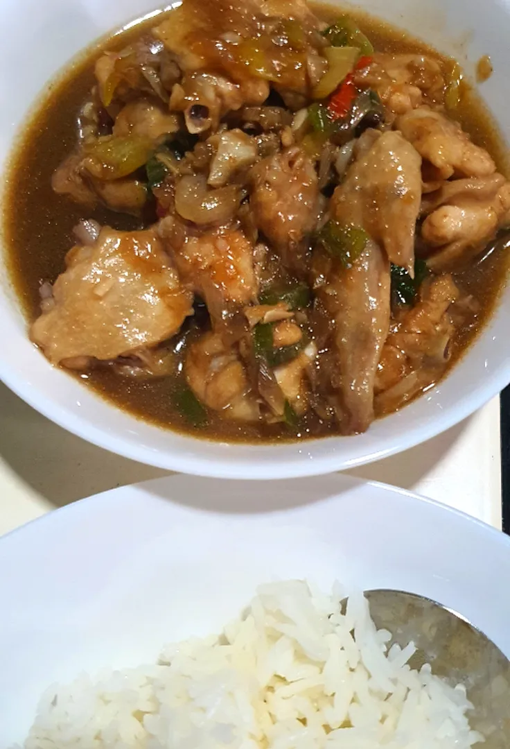 Stir fry chicken with lots of garlic, shallots, 🌶 
simple dinner 😊💞|🌷lynnlicious🌷さん