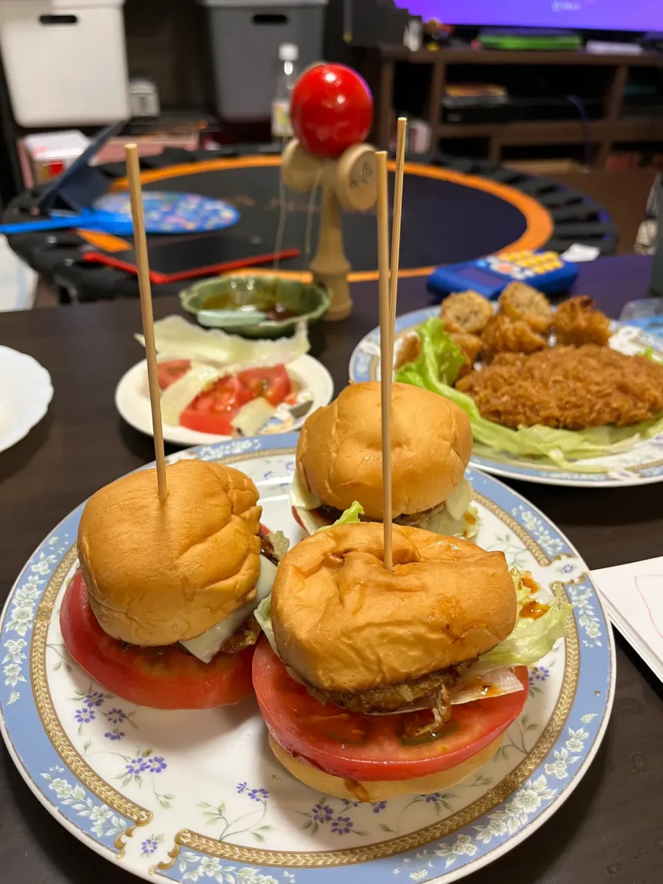 Snapdishの料理写真:たまらんハンバーガー|かなとさん